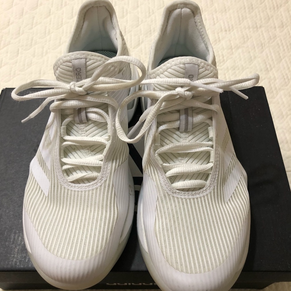 Adidas Tennis Shoes